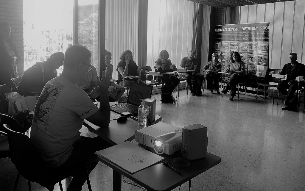 Quiénes somos y qué hacemos en la Xarxa Imagen Reunion Xarxa 1024x642